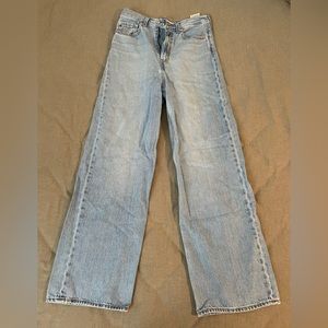 Levi’s high loose jeans - 27